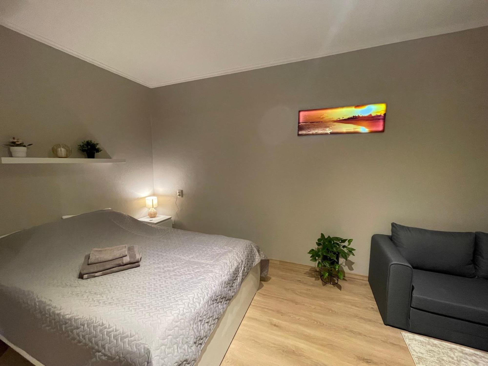 Cozy Apartment Close To Riga Airport Exterior foto